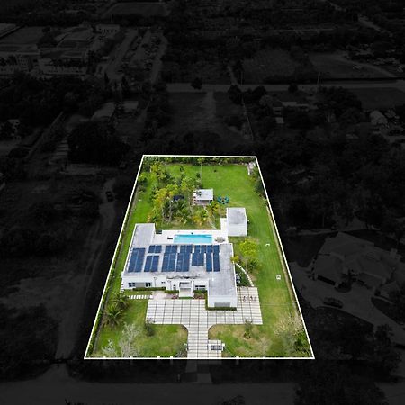 Ideal For Families The White House Of Miami Close To Miami Beaches And The Keys West Princeton ภายนอก รูปภาพ