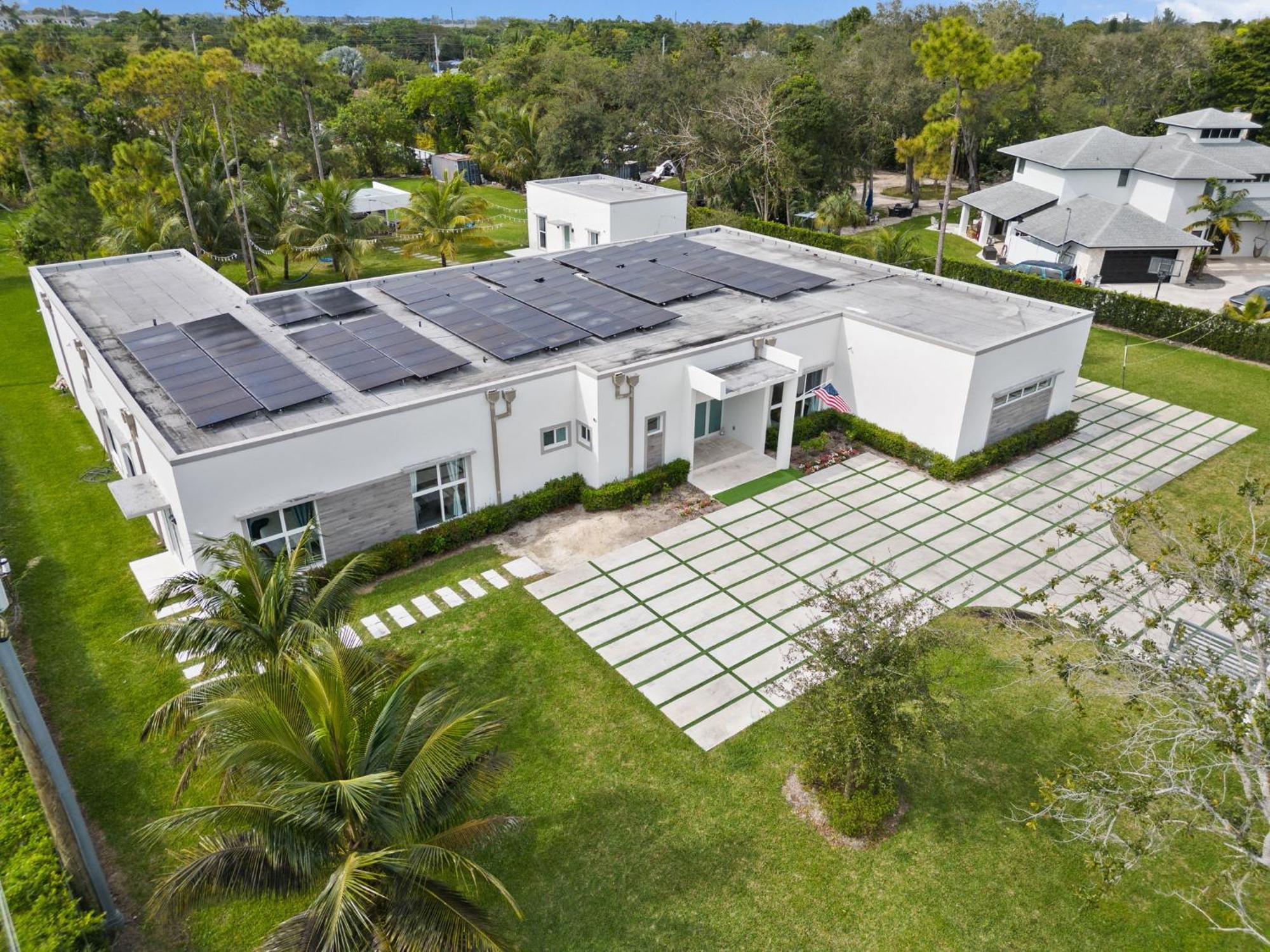 Ideal For Families The White House Of Miami Close To Miami Beaches And The Keys West Princeton ภายนอก รูปภาพ