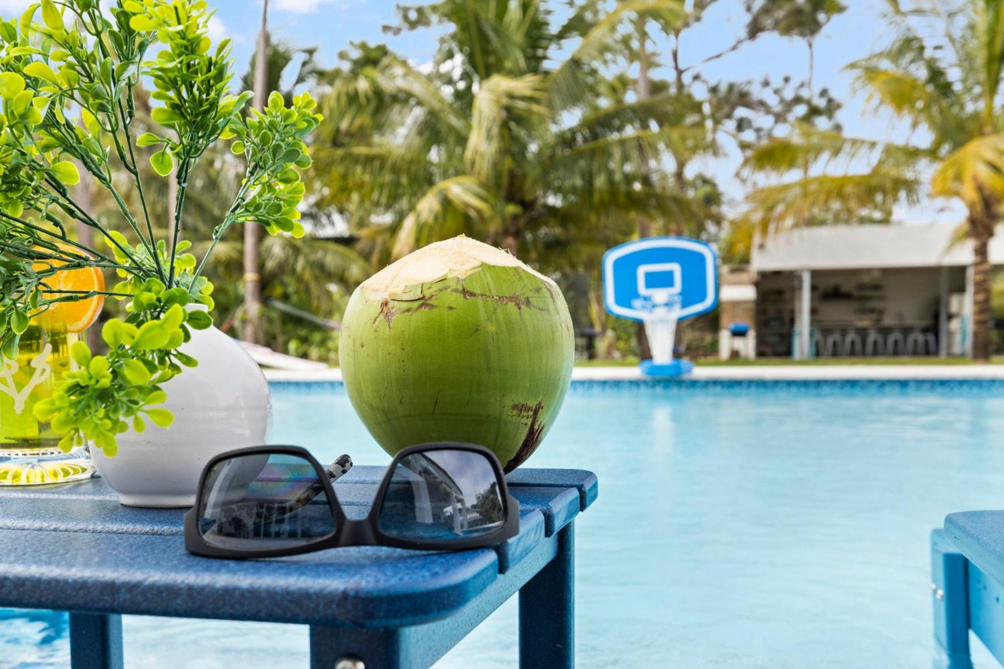 Ideal For Families The White House Of Miami Close To Miami Beaches And The Keys West Princeton ภายนอก รูปภาพ
